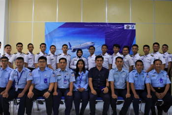 AIRCRAFT GENERAL FAMILIARIZATION PESAWAT BOEING 737-900 NG PADA PRODI D III AERONAUTIKA