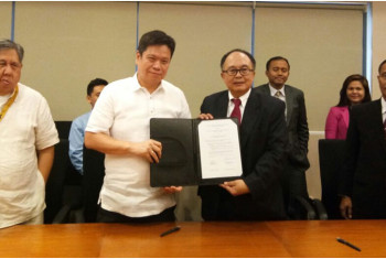 PENANDATANGANAN MoU ANTARA STTA DAN FEU INSTITUTE DI MANILA