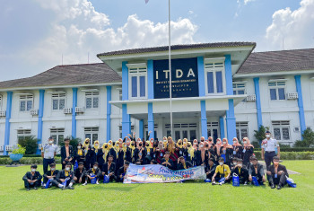 ITD ADISUTJIPTO TERIMA KUNJUNGAN DARI SMKN 1 KADIPATEN MAJALENGKA
