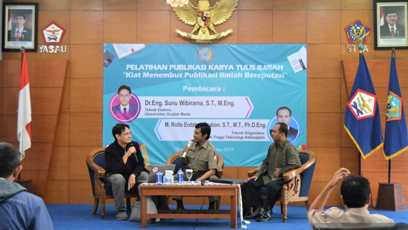 PELATIHAN PUBLIKASI KARYA TULIS ILMIAH  “KIAT MENEMBUS PUBLIKASI ILMIAH BEREPUTASI”