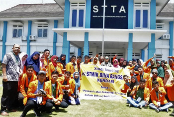 STTA TERIMA KUNJUNGAN STUDI BANDING DAN JALIN KERJASAMA DENGAN STMIK BINA BANGSA, KENDARI