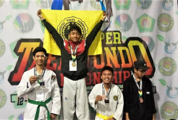 STTA RAIH 4 MEDALI TAEKWONDO INSTIPER CHAMPIONSHIP