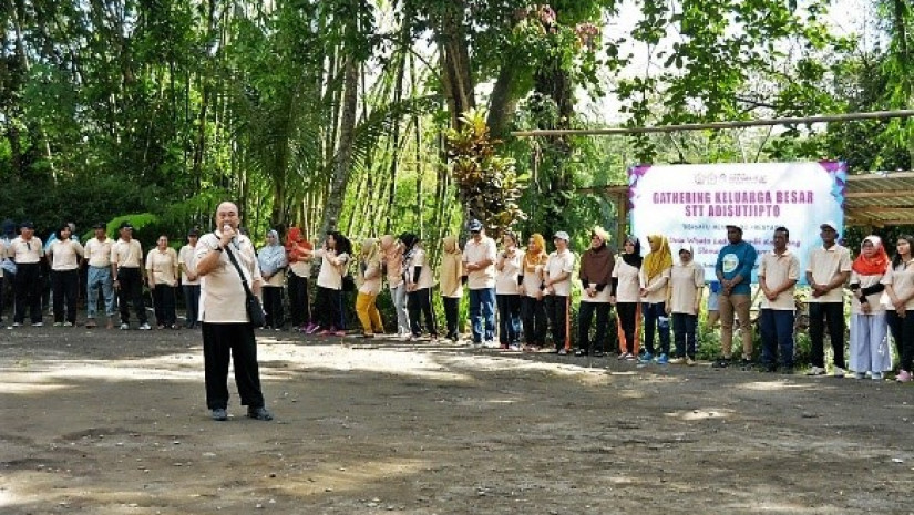 STTA GELAR OUTBOUND DI LEDOK SAMBI KALIURANG SEBAGAI RANGKAIAN DIES NATALIS KE-16