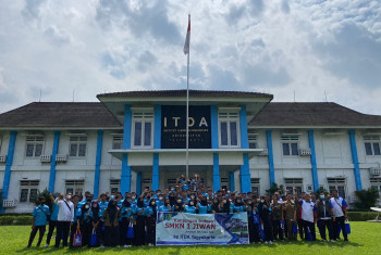 ITD ADISUTJIPTO TERIMA KUNJUNGAN INDUSTRI SMKN 1 JIWAN