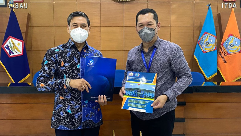 ITD ADISUTJIPTO DORONG KOMPETENSI DOSEN DALAM MENULIS BUKU