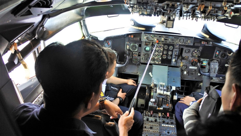 AIRCRAFT GENERAL FAMILIARIZATION PESAWAT BOEING 737-900 NG PADA PRODI D III AERONAUTIKA