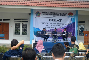 DEBAT PEMILU BEM DAN KETUA HIMPUNAN PERIODE 2018/2019