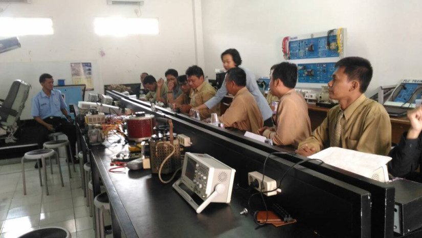 STTA Laksanakan Program Pengabdian Masyarakat di SMK Penerbangan AAG