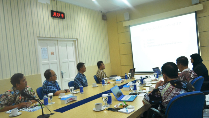 KUNJUNGAN KERJASAMA ANTARA STTA, UNSURYA DAN ITB