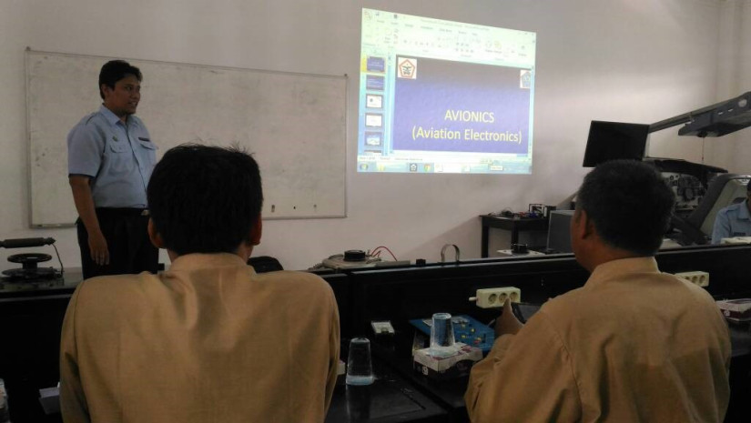 STTA Laksanakan Program Pengabdian Masyarakat di SMK Penerbangan AAG