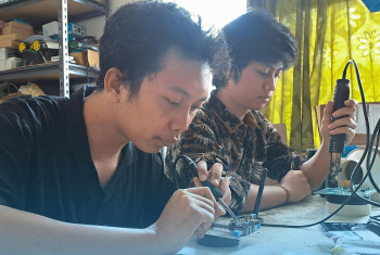 ITD ADISUTJIPTO JALIN KERJA SAMA DENGAN PT. MEGA ANDALAN ELEKTROMEDIK UNTUK PEMBELAJARAN BERBASIS PROYEK