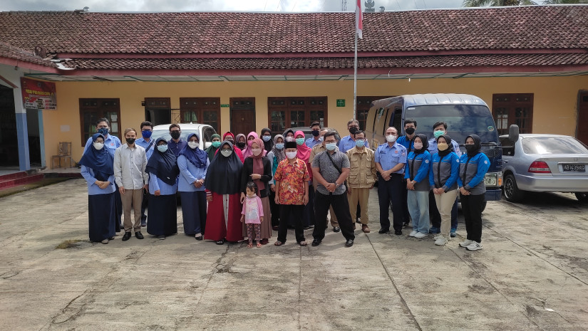 INFORMATIKA ITD ADISUTJIPTO MENGABDI, BERIKAN PELATIHAN DIGITAL MARKETING BAGI UMKM DESA PENGKOK GUNUNGKIDUL