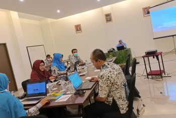 PROGRAM STUDI TEKNIK INDUSTRI ITD ADISUTJIPTO GELAR FGD AKSELERASI PENGEMBANGAN KURIKULUM PENDIDIKAN TINGGI YANG INOVATIF, ADAPTIF, DAN KOLABORATIF