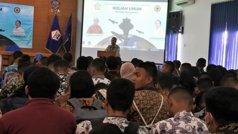 HIMPUNAN MAHASISWA DEPARTEMEN TEKNIK DIRGANTARA SELENGGARAKAN KULIAH UMUM