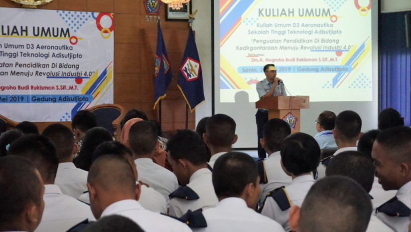 KULIAH UMUM D III AERONAUTIKA