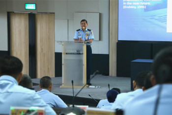 REKTOR ITD ADISUTJIPTO MENJADI PENGAJAR DI SESKOAU ANGKATAN KE-61 TP 2024