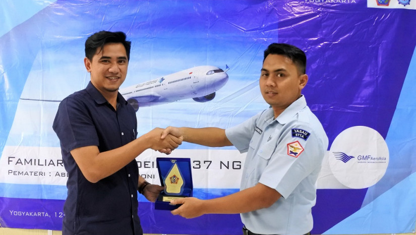 AIRCRAFT GENERAL FAMILIARIZATION PESAWAT BOEING 737-900 NG PADA PRODI D III AERONAUTIKA