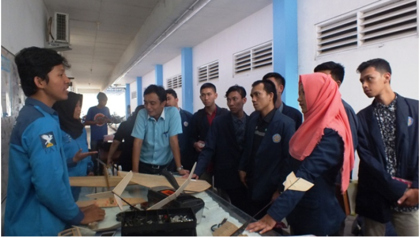 STUDI BANDING HIMPUNAN MAHASISWA TEKNIK MESIN POLITEKNIK NEGERI MALANG DI STTA